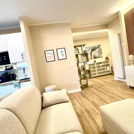 Luxury With Parking Aircond Wifi By Kibilu Affitti Brevi