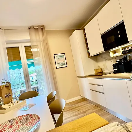 Luxury With Parking Aircond Wifi By Kibilu Affitti Brevi Appartamento