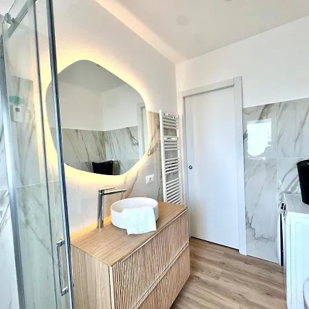 Luxury With Parking Aircond Wifi By Kibilu Affitti Brevi