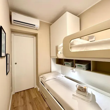 Luxury With Parking Aircond Wifi By Kibilu Affitti Brevi Appartamento