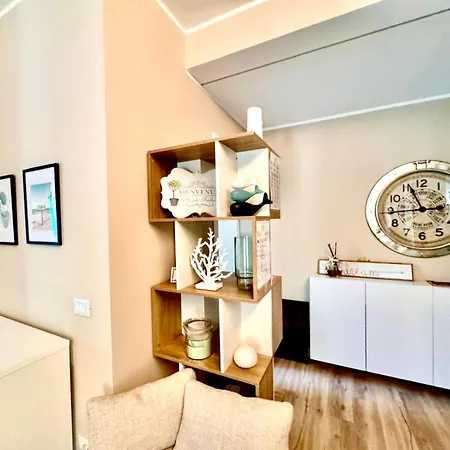 Luxury With Parking Aircond Wifi By Kibilu Affitti Brevi Appartement